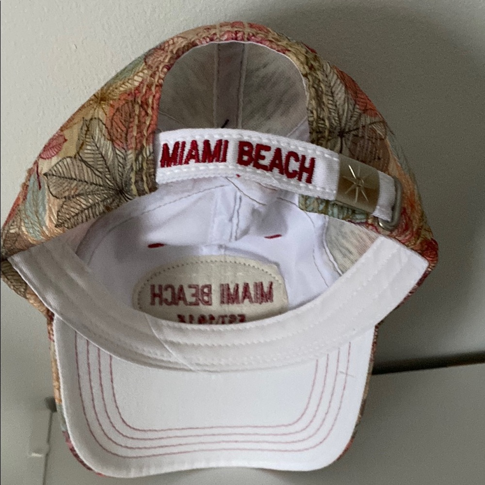 Colorful Miami Beach Cap - Picture 3 of 3